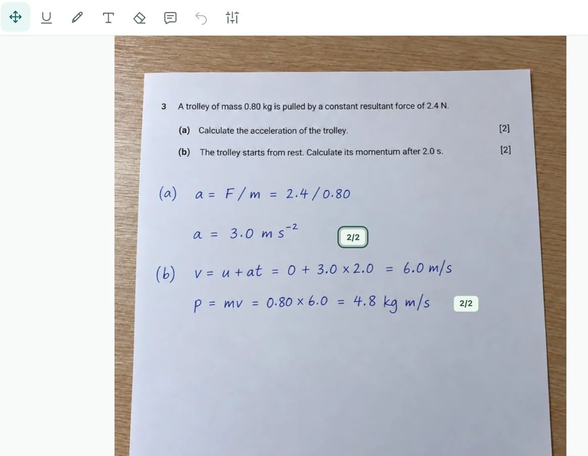 网站批改界面:老师在拍照作业上给 3(a)、3(b) 各贴上得分标签 2/2